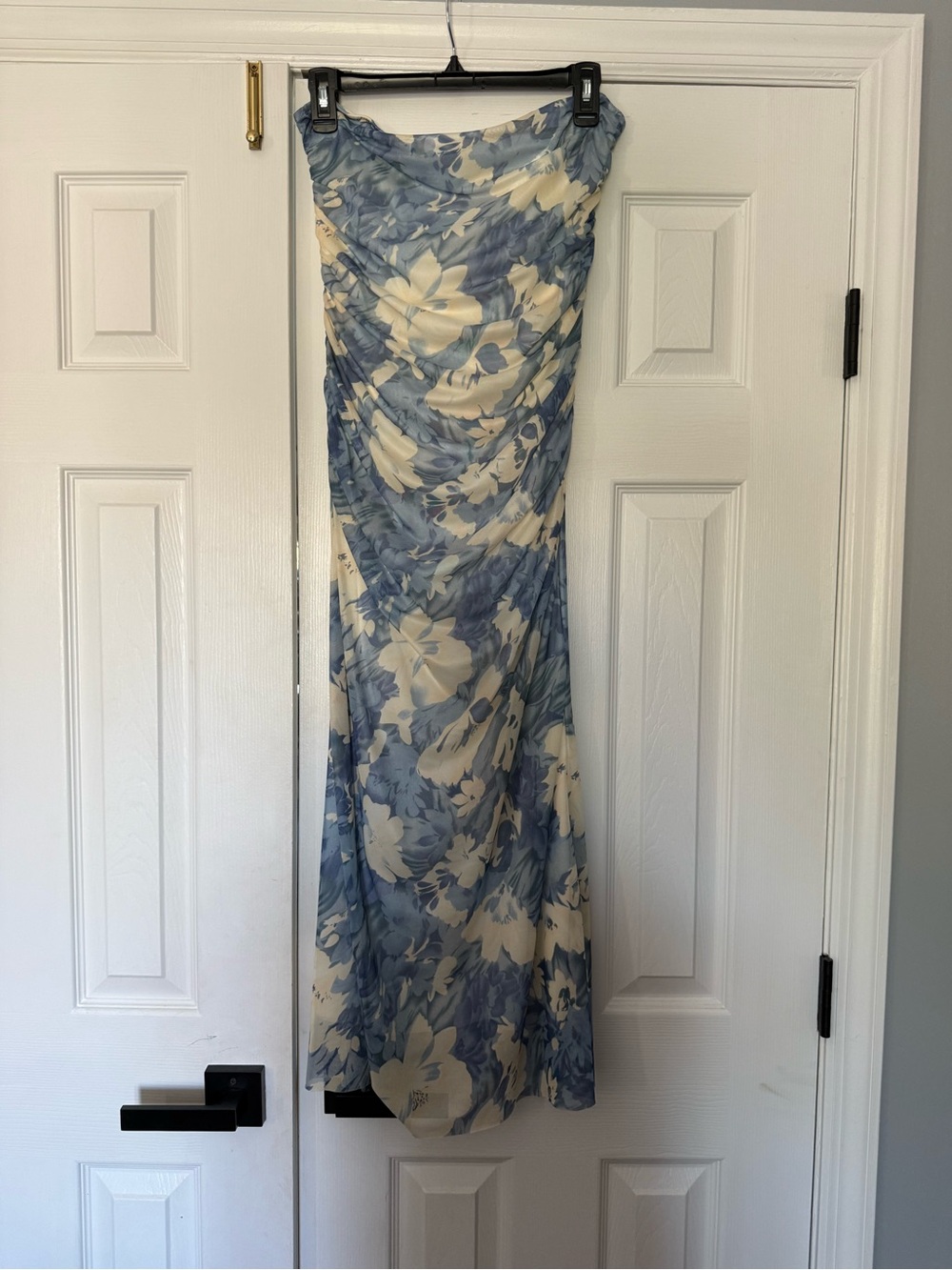 SHEIN Blue and Cream Floral Strapless Maxi Dress